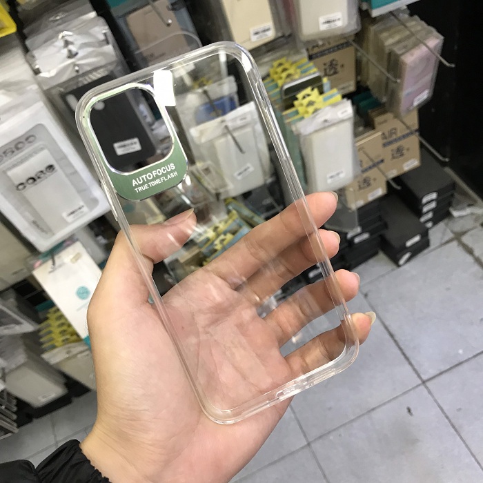 Ốp lưng trong suốt viền mềm bảo vệ camera dành cho iPhone 11 Pro Max chính hãng Auto Focus