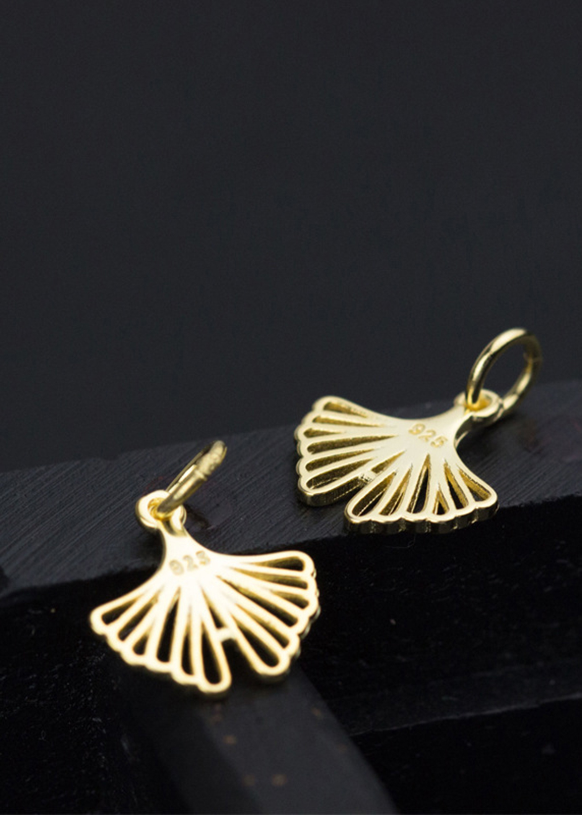 Combo 2 cái charm bạc đuôi cá mạ vàng 24k - Ngọc Quý Gemstones