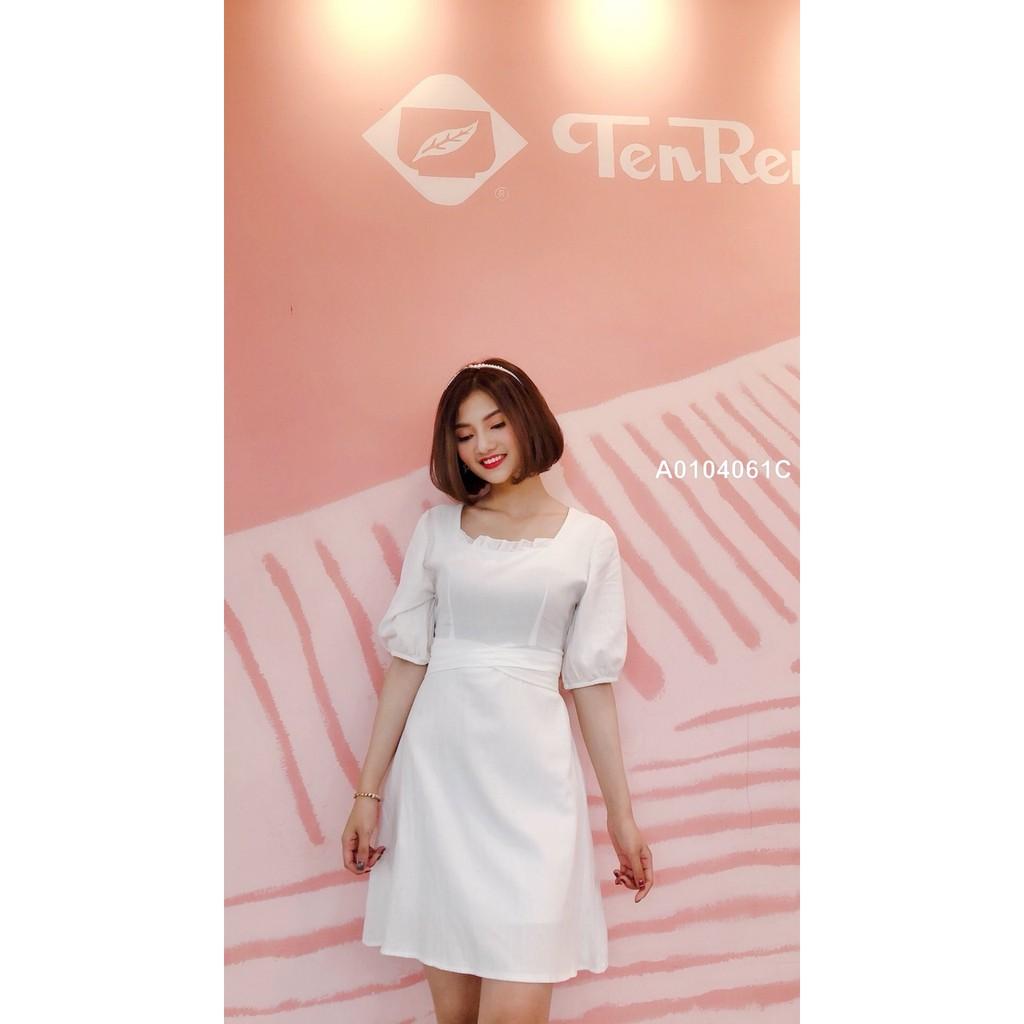 Đầm trắng cổ vuông viền bèo!