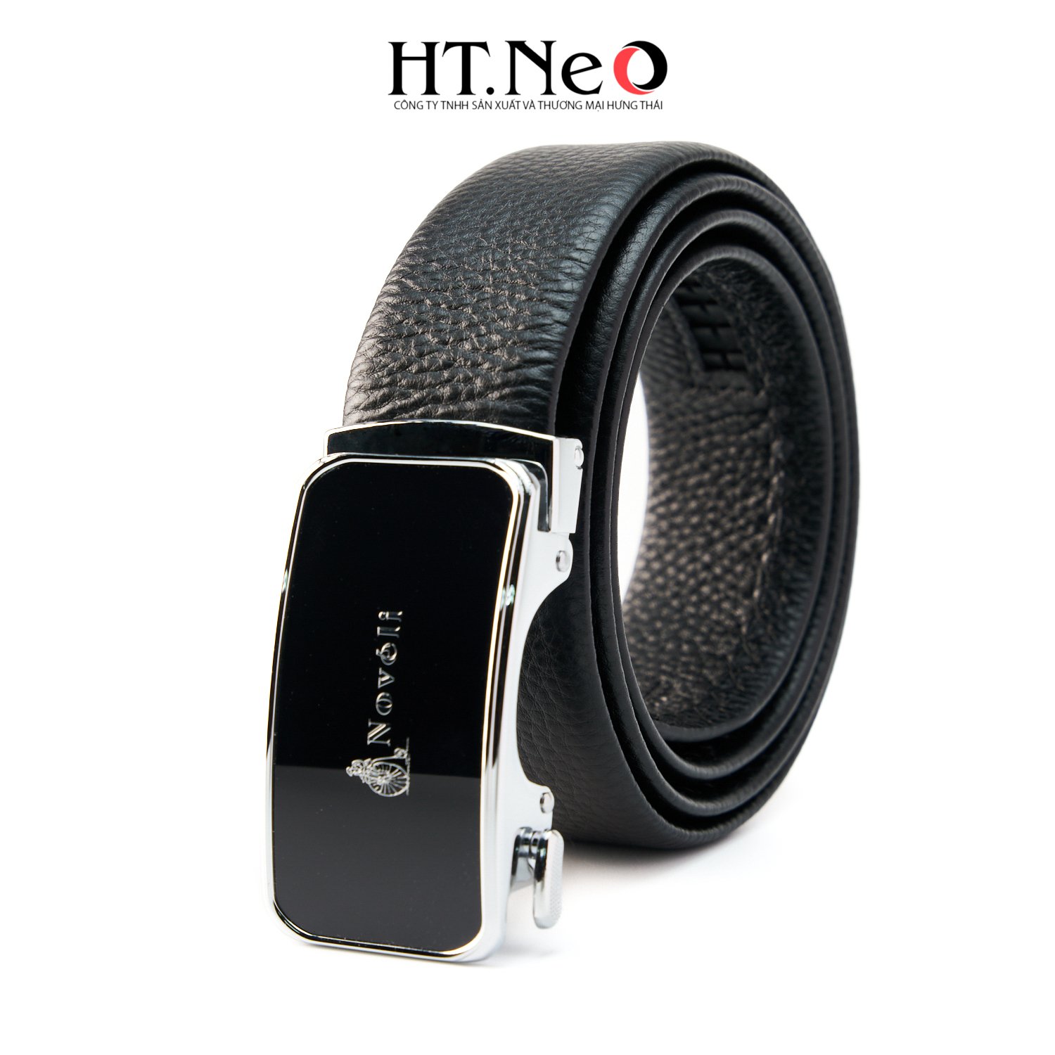 Dây lưng nam HT.NEO được làm từ chất liệu da cao cấp nên dây lưng luôn giữ được nét sang trọng, và độ bền cao, thiết kế đơn giản, trẻ trung DL06