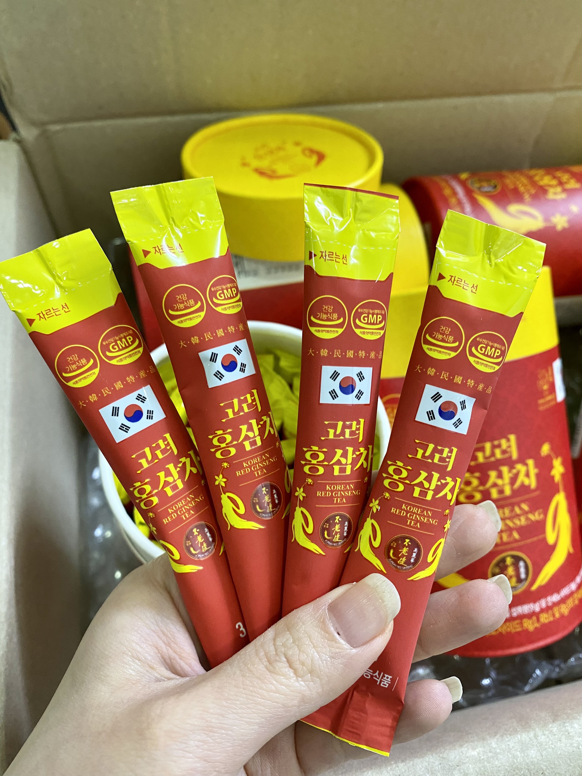 Trà Hồng Sâm Hàn Quốc – Korean Red Ginseng Tea (dạng hộp 30 gói)