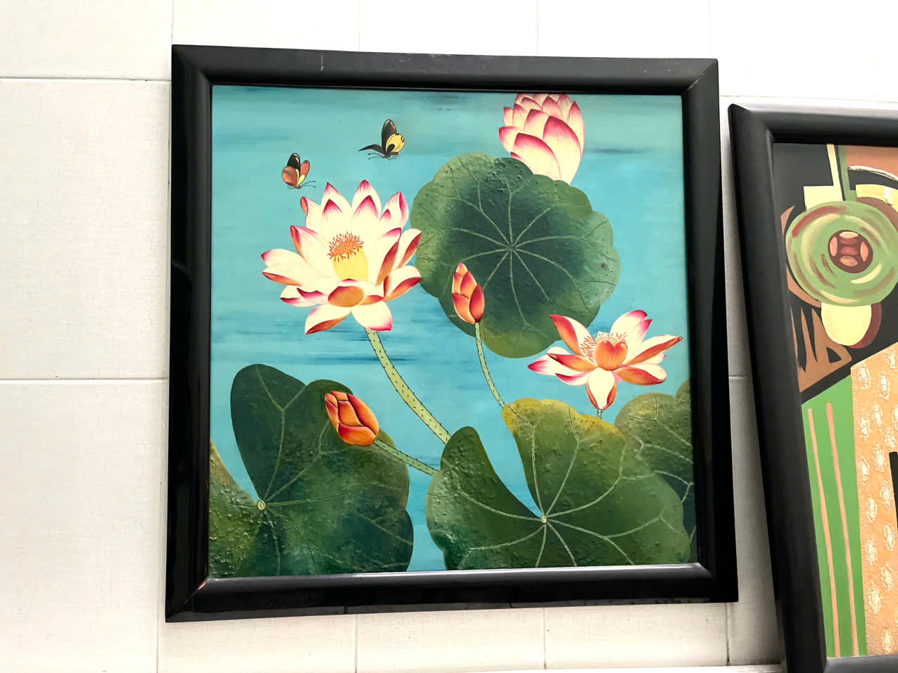 Tranh sơn mài hoa sen cao cấp Thanh Bình Lê 80x80 cm có khung sơn mài đẹp