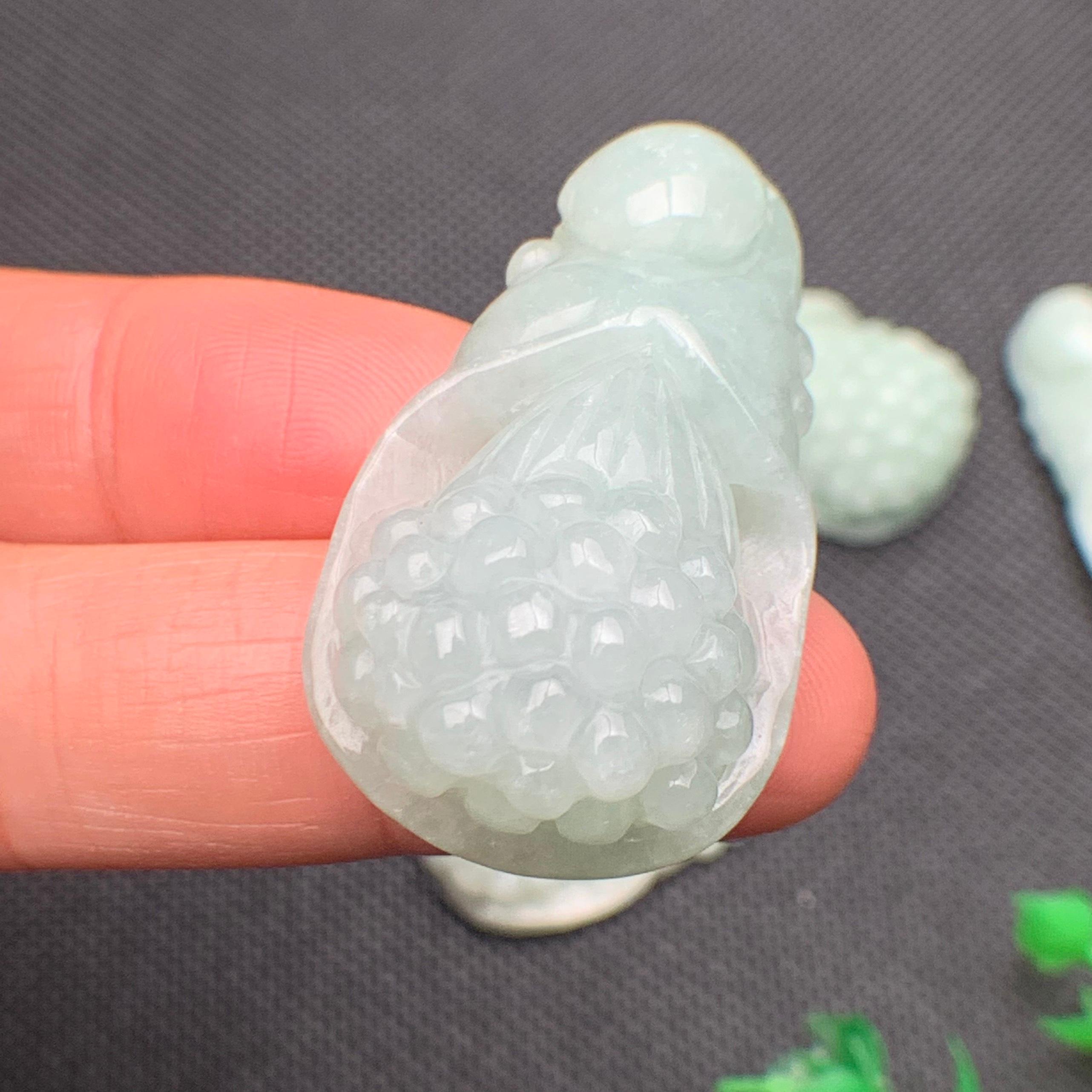 Mặt dây ngọc phỉ thúy tự nhiên Jadeite A