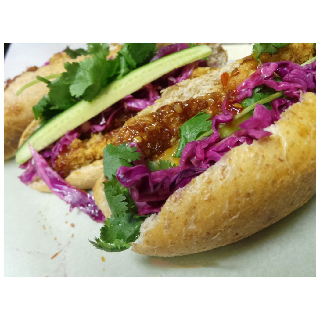 The Banh Mi Handbook : Recipes for Crazy-Delicious Vietnamese Sandwiches. ISBN: 9781607745334