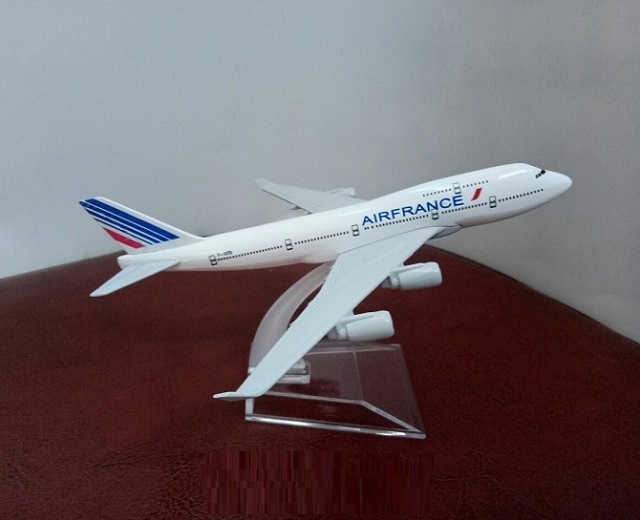 Mô hình máy bay tĩnh B747 Air France 16cm