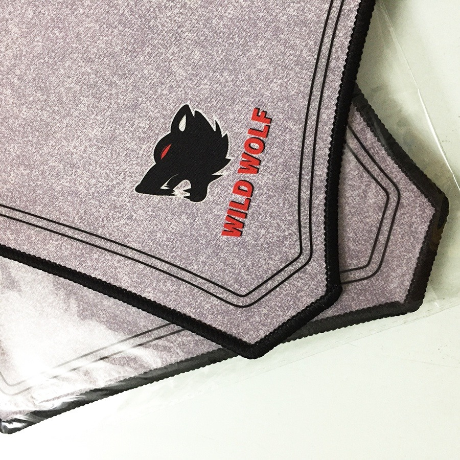 Miếng Lót Chuột Cao Su Wild Wolf 300*250*2MM