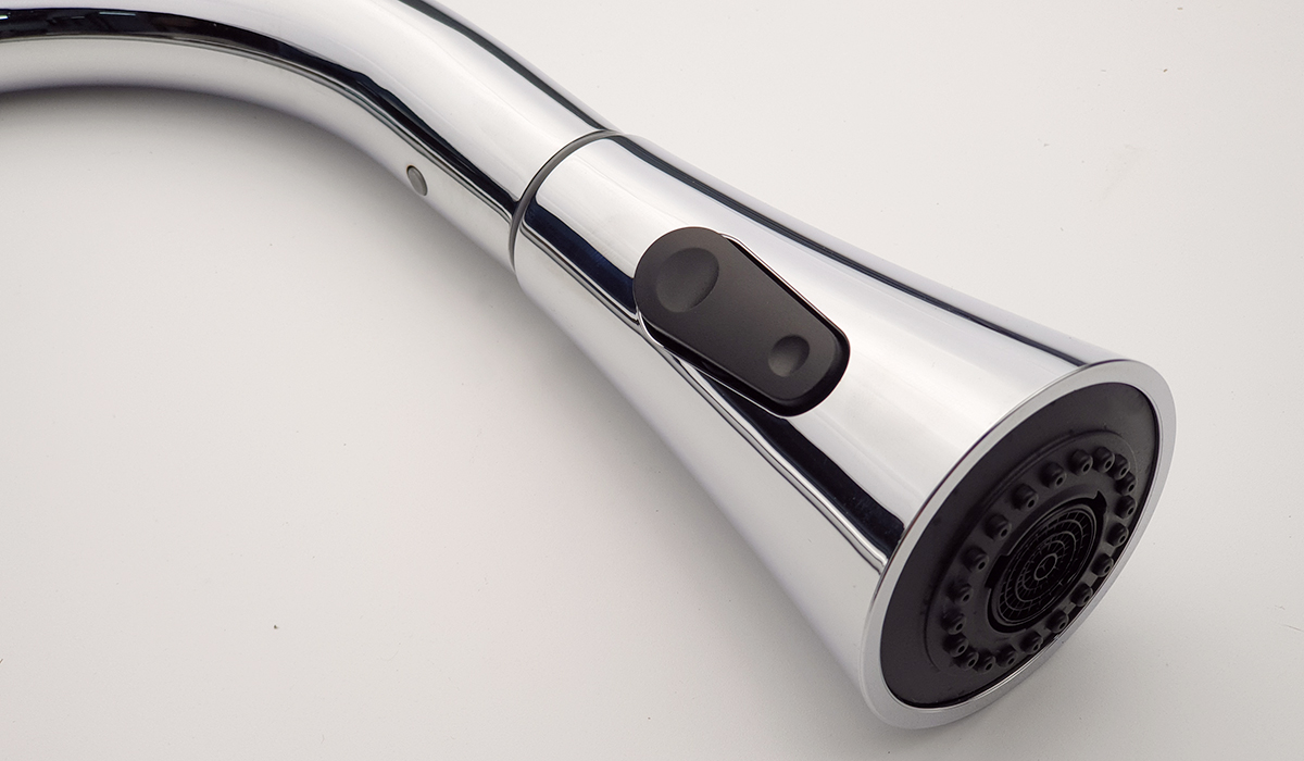 Vòi Rửa Chén Nóng Lạnh Dây Kéo Đồng Mạ Chrome Eurolife EL-KM05