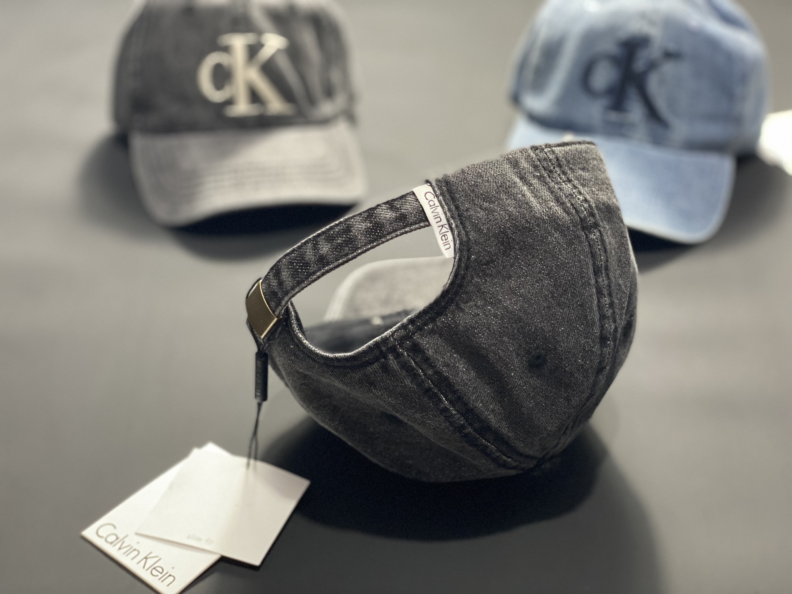 Combo 2 nón kết, mũ lưỡi trai CK phối vải jeans form chuẩn siêu đẹp (Ảnh thật)