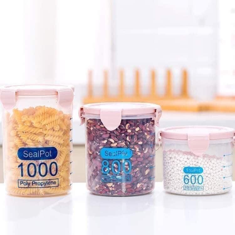 Set 3 Hộp Nhựa Đựng Thực Phẩm, Gia Vị Các Kích Thước Sealpot Chống Tràn Để Tủ Lạnh Có Vạch Chia Định Mức