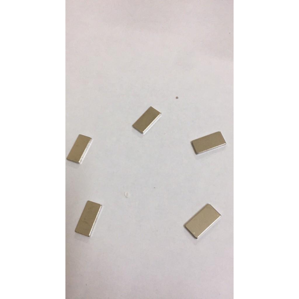 NAM CHÂM ĐẤT HIẾM 20X10X2MM