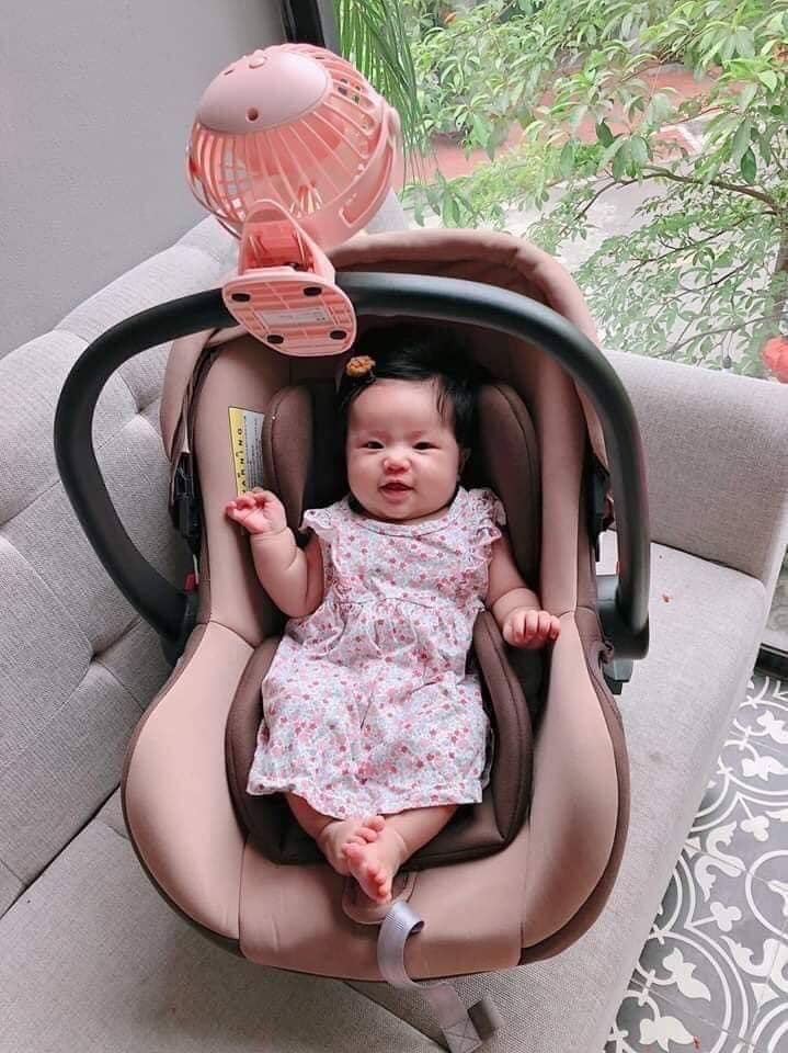 QUẠT KẸP TÍCH ĐIỆN MINI SIÊU TIỆN LỢI