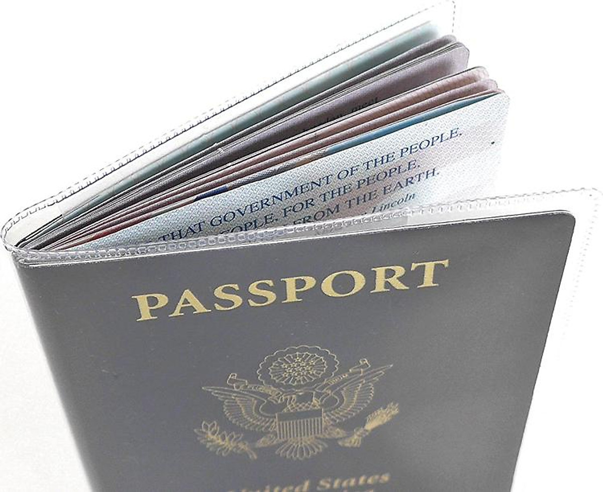 Combo 2 Bìa đựng hộ chiếu / Passport, Chống nước chống xước, giữ hộ chiếu luôn mới - cái vỏ bao hộ chiếu (passport) dẻo trong có khe đựng vé máy bay và các loại thẻ Hiệu Hier