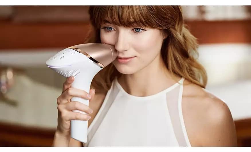 Máy triệt lông Philips Lumea Series IPL 9000 - BRI955/00