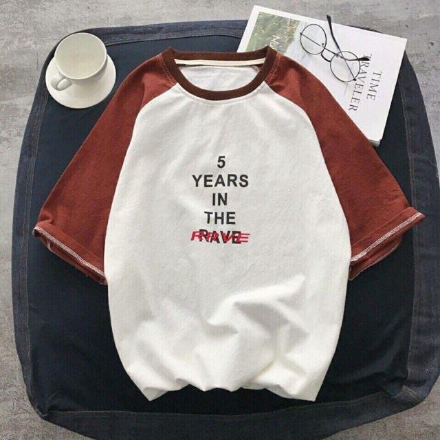 Áo thun tay lỡ form rộng