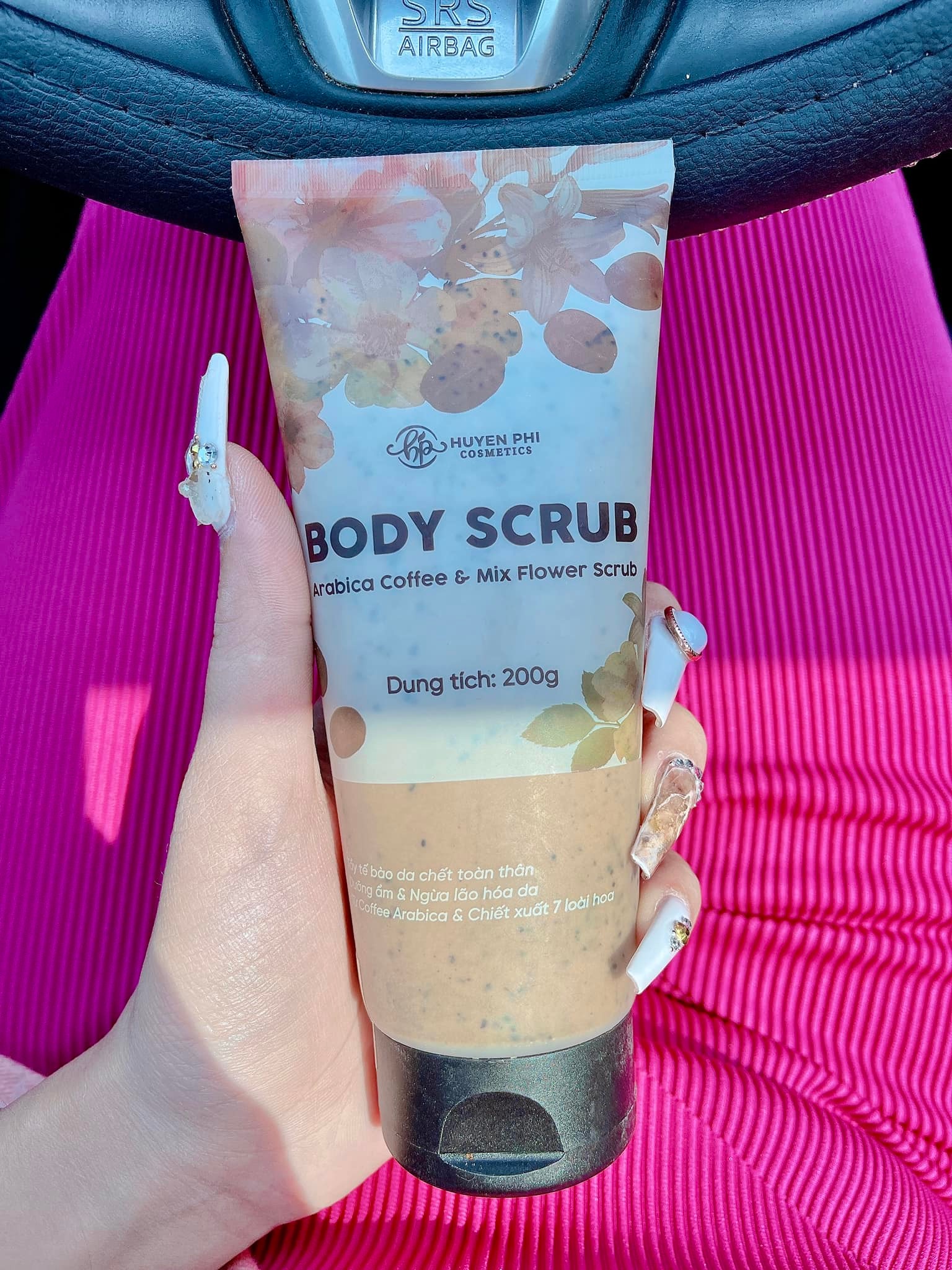 BODY SCRUB Tẩy Tế Bào Chết Huyền Phi , tăng hiệu quả làm sạch sáng da, kích thích tái tạo da