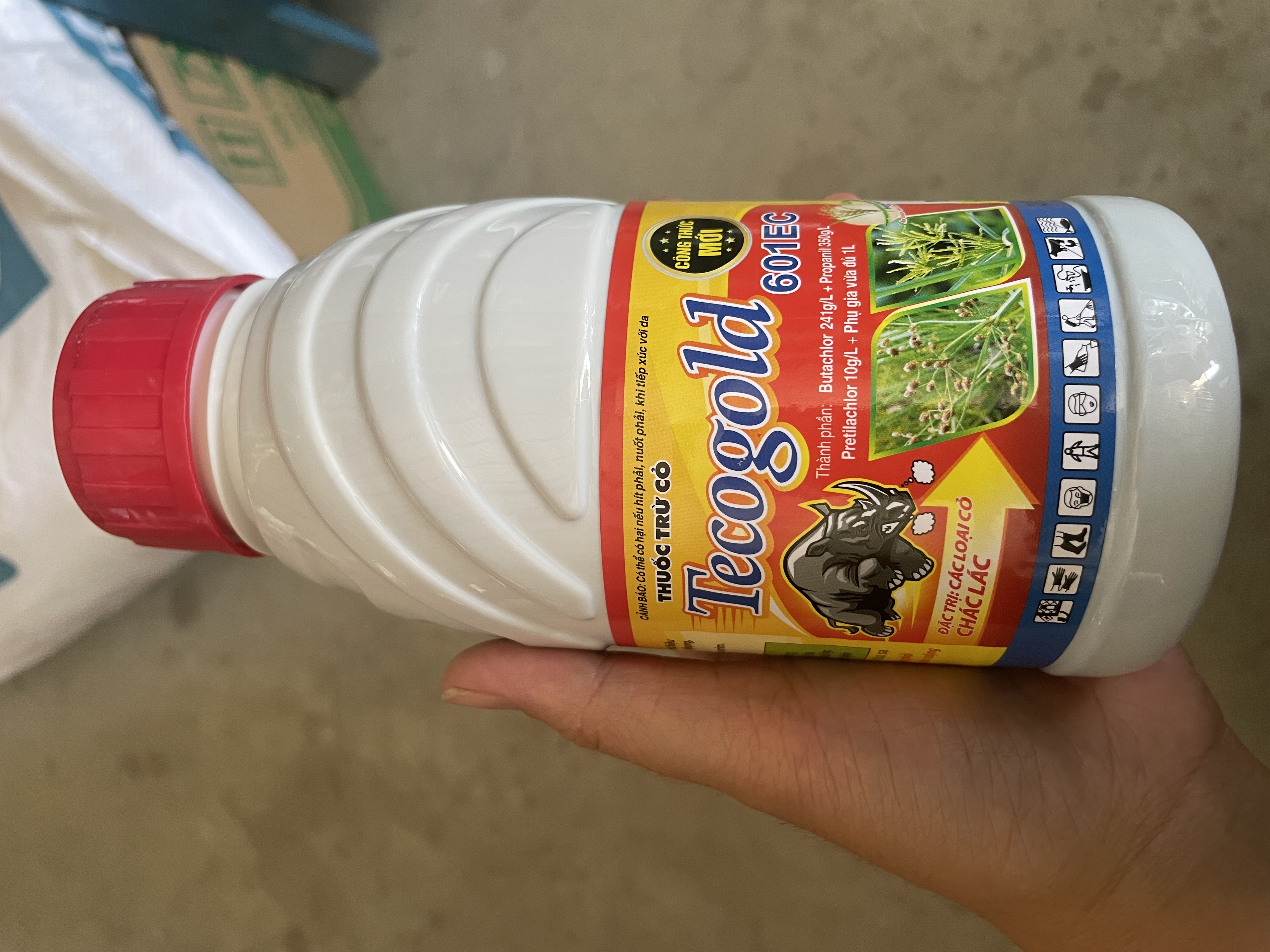 Thuốc trừ cỏ Tecogold 610EC (480ml) - Diệt trừ tất cả các loại cỏ trên ruộng lúa
