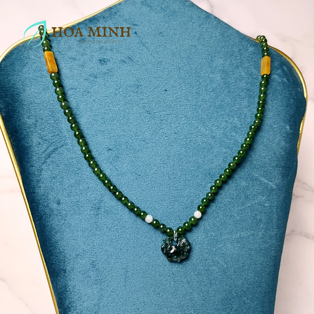 Vòng chuỗi 108 hạt Ngọc Bích Nephrite size 5 li phối Charm Khoá Trường Mệnh Lam Ngọc phong thủy bình an, tài lộc