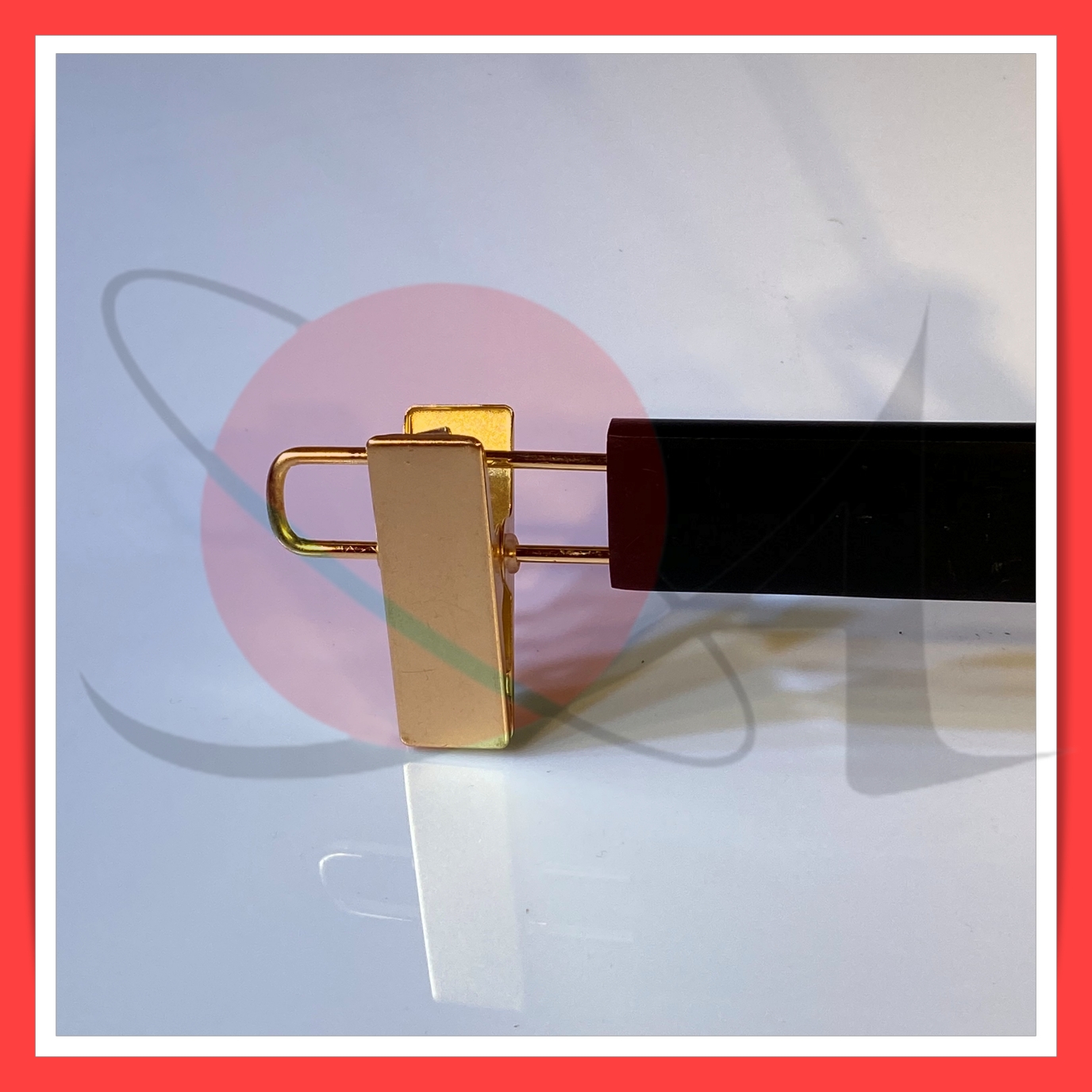 Bộ Móc Kẹp Gỗ Sơn Đen Luxury Siêu Sang Trọng - Đầu Vuông Vàng 10 cm