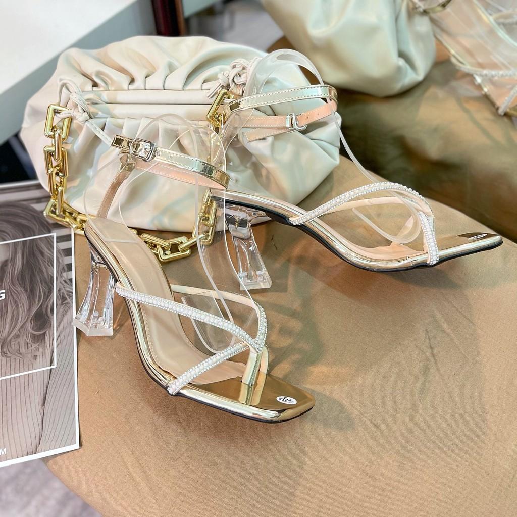 Giày sandal nữ xỏ ngón cục xinh