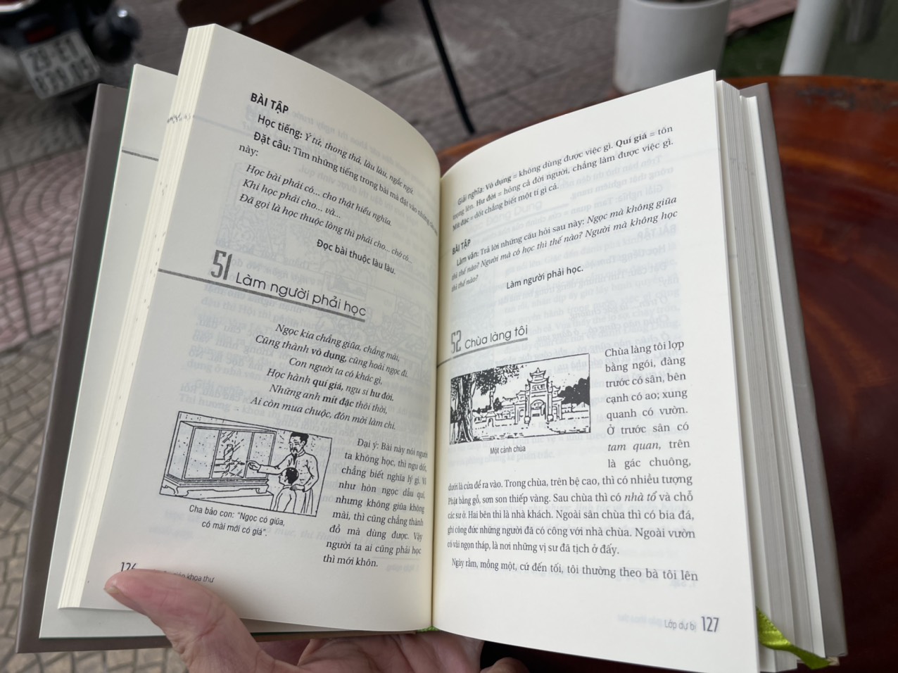 [Bìa cứng] QUỐC VĂN GIÁO KHOA THƯ (Bản In Mới) - Trần Trọng Kim, Nguyễn Văn Ngọc, Đặng Đình Phúc, Đỗ Thận biên soạn – Nxb Trẻ  – bìa mềm