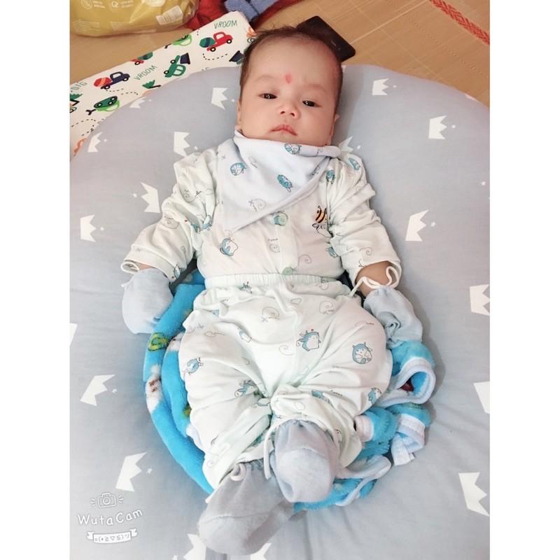 Gối chống trào ngược cho bé