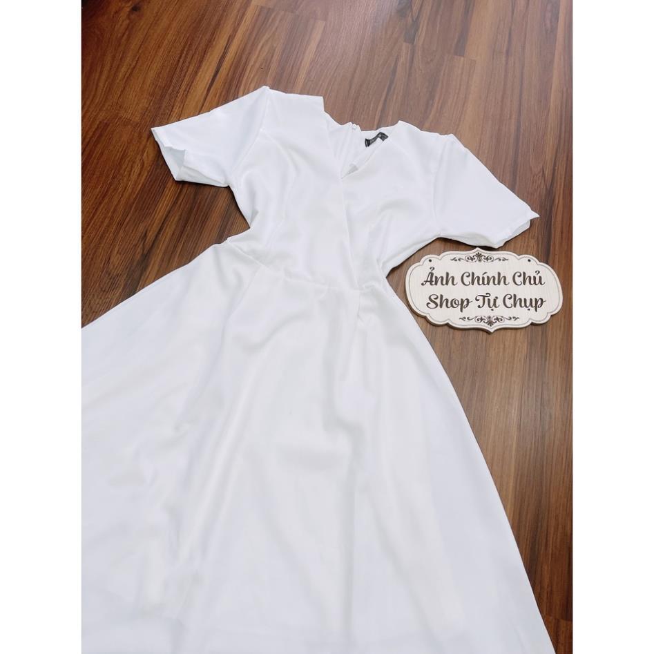 Đầm dự tiệc trắng xoè đắp chéo