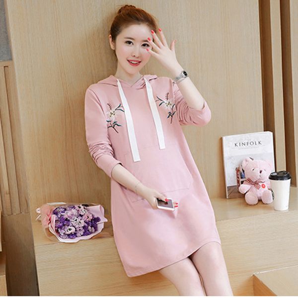 ĐẦM BẦU THU ĐÔNG COTTON CÓ MŨ THÊU HOA DR2426