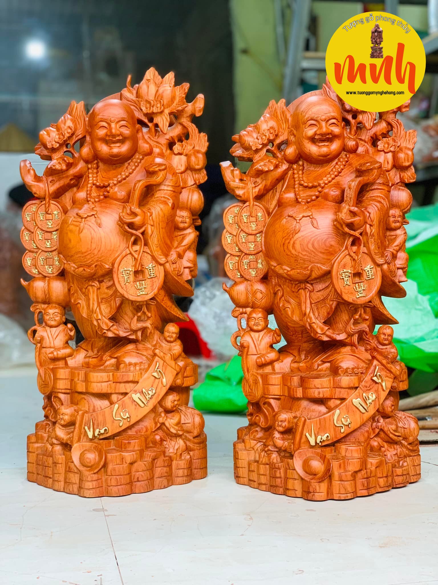 Tượng Phật Di Lặc Ngánh Đào Vạn Sự Như Ý Hoan Hỷ, Kích thước Cao 60cm, Ngang 24, Sâu 24cm