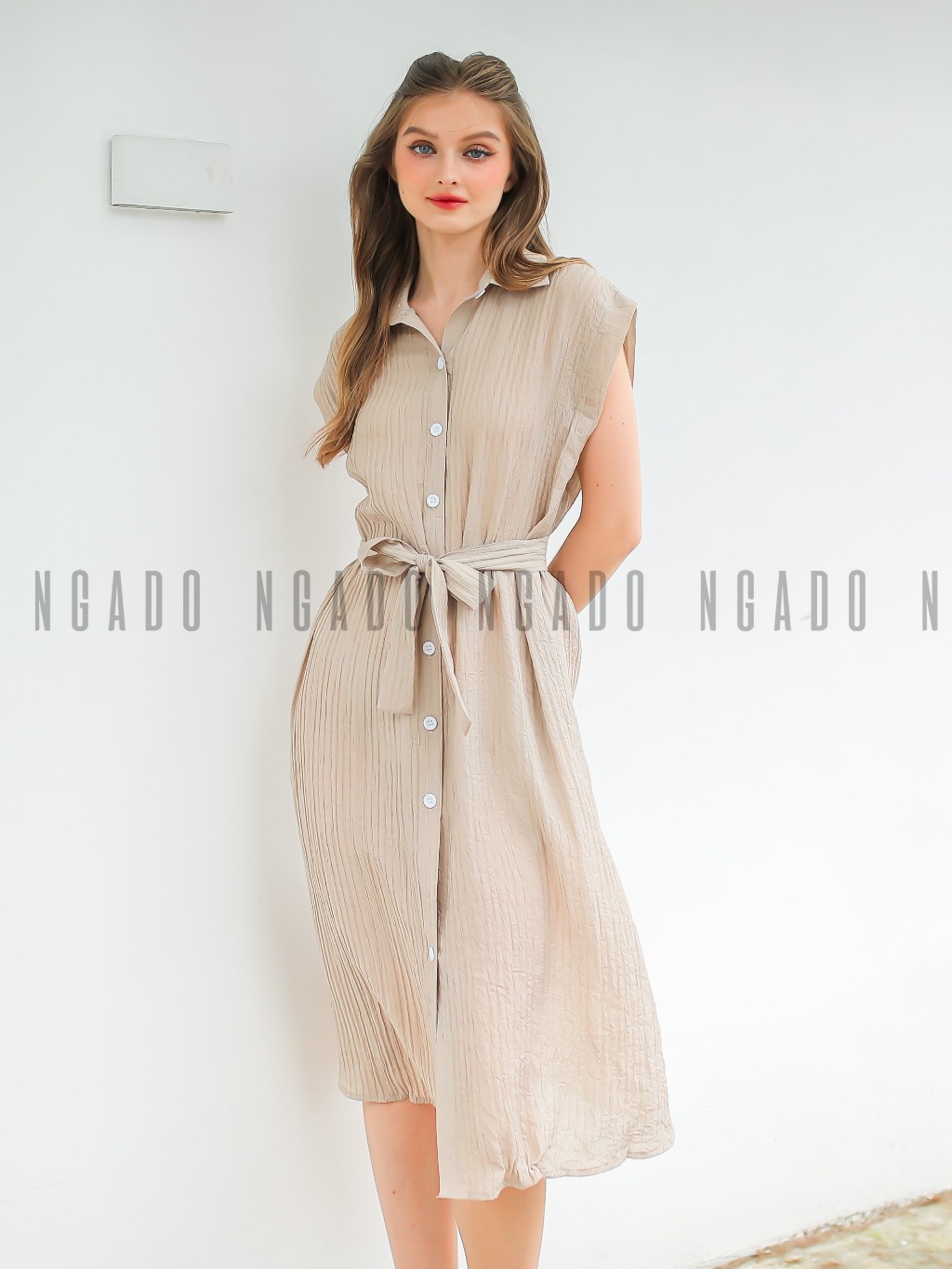 Đầm nude cột eo NGADO