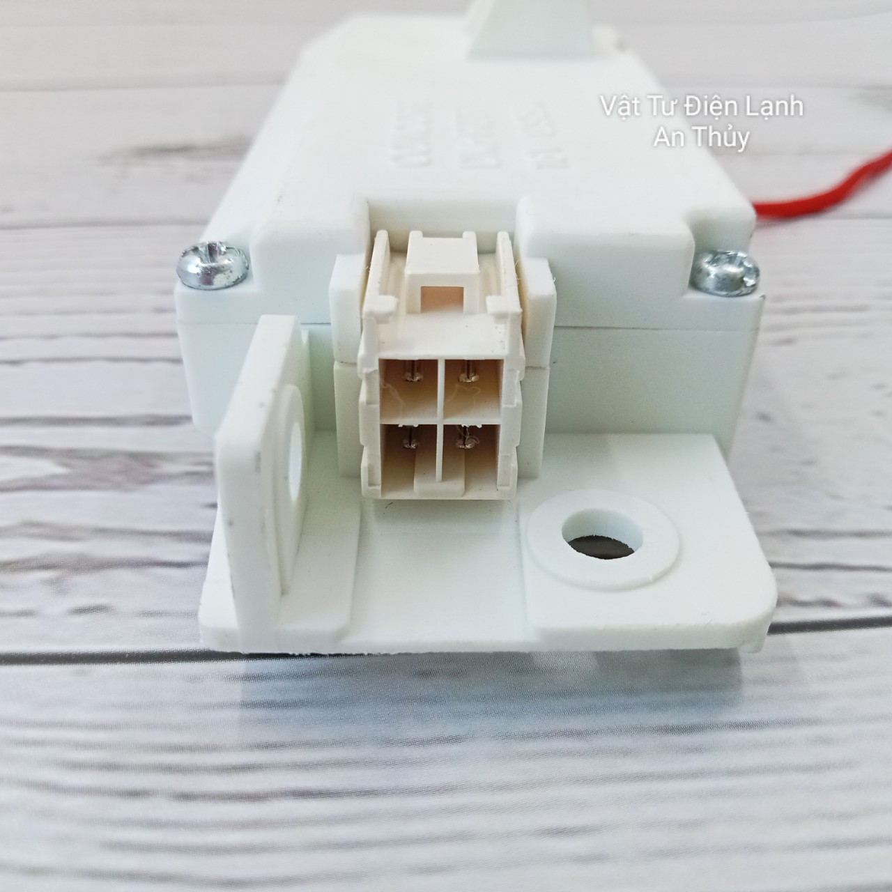 Công tắc khóa cửa máy giặt LG cửa đứng