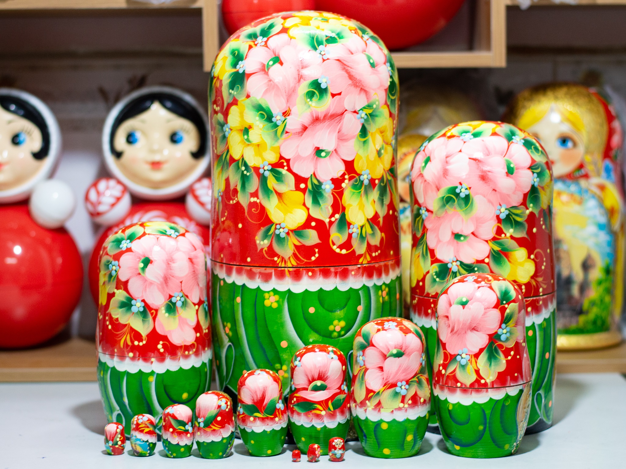 BỘ BÚP BÊ NGA MATRYOSHKA 15 LỚP SIE LỚN 34CM HOA VĂN &quot;PHONG CẢNH MATXCOVA&quot;