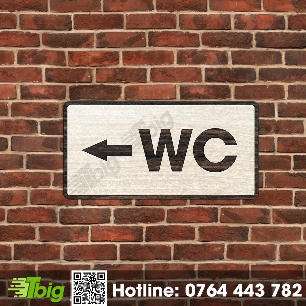 Bảng chỉ hướng WC bằng gỗ