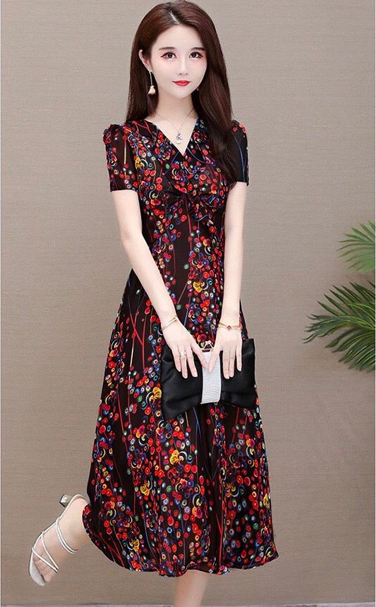 ĐẦM XOÈ HOA NHÍ PHỐI BÈO