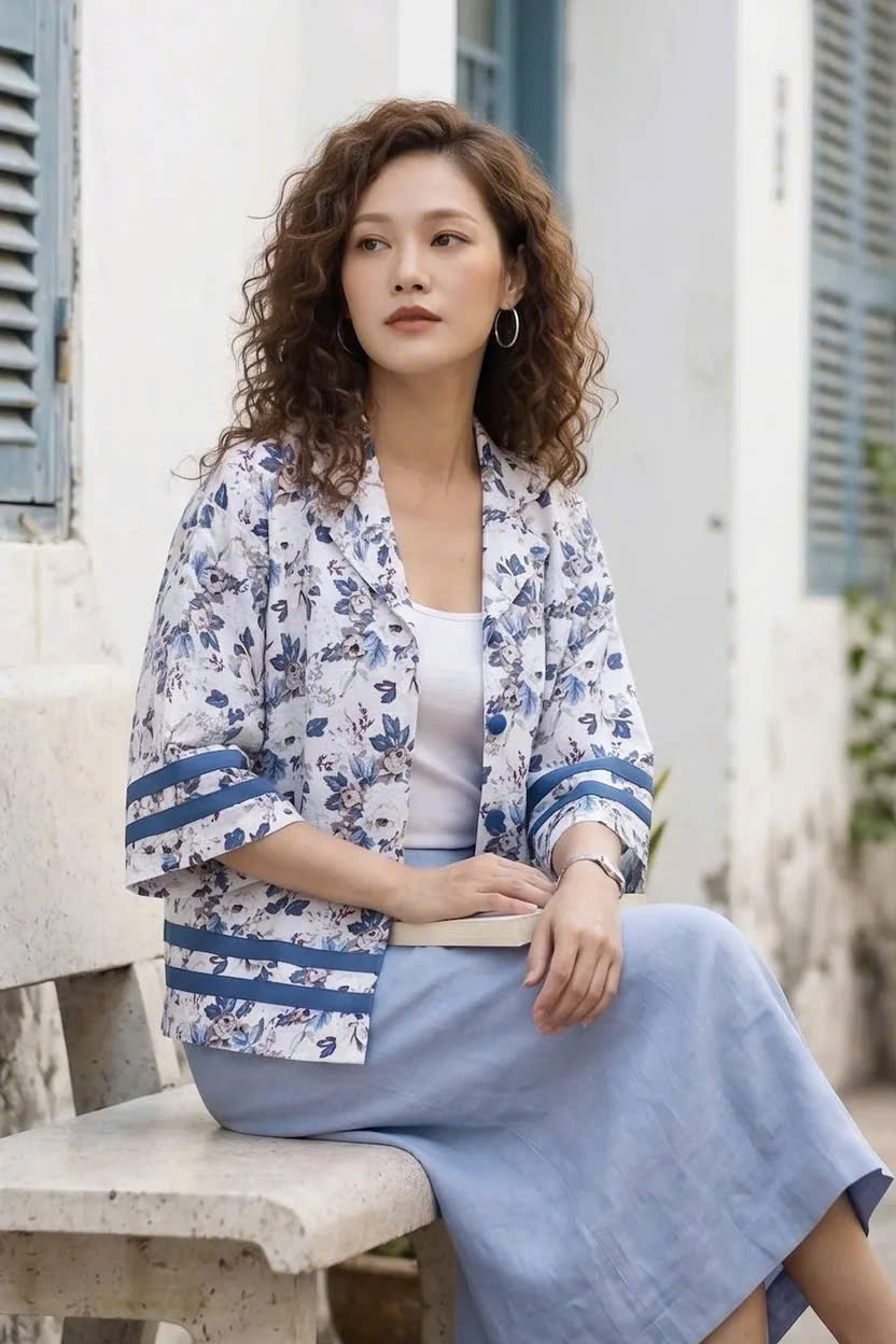 Áo Kiểu Vintage Cổ Ve Linen Hoa Mẫu Đơn Top252 Thời trang Hity