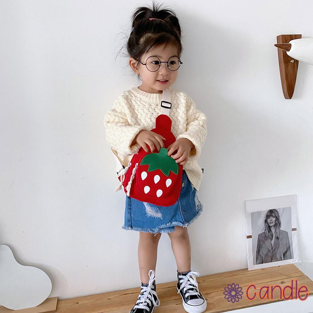 Túi Canvas Đeo Chéo In Hình Dâu Tây Dễ Thương Cho Nữ