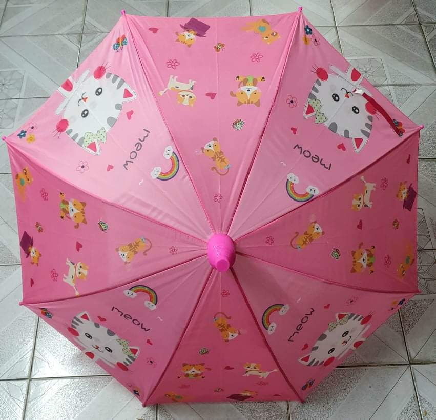 Dù che mưa nắng cho bé họa tiết hoạt hình dễ thương ,có ống nhựa bảo vệ