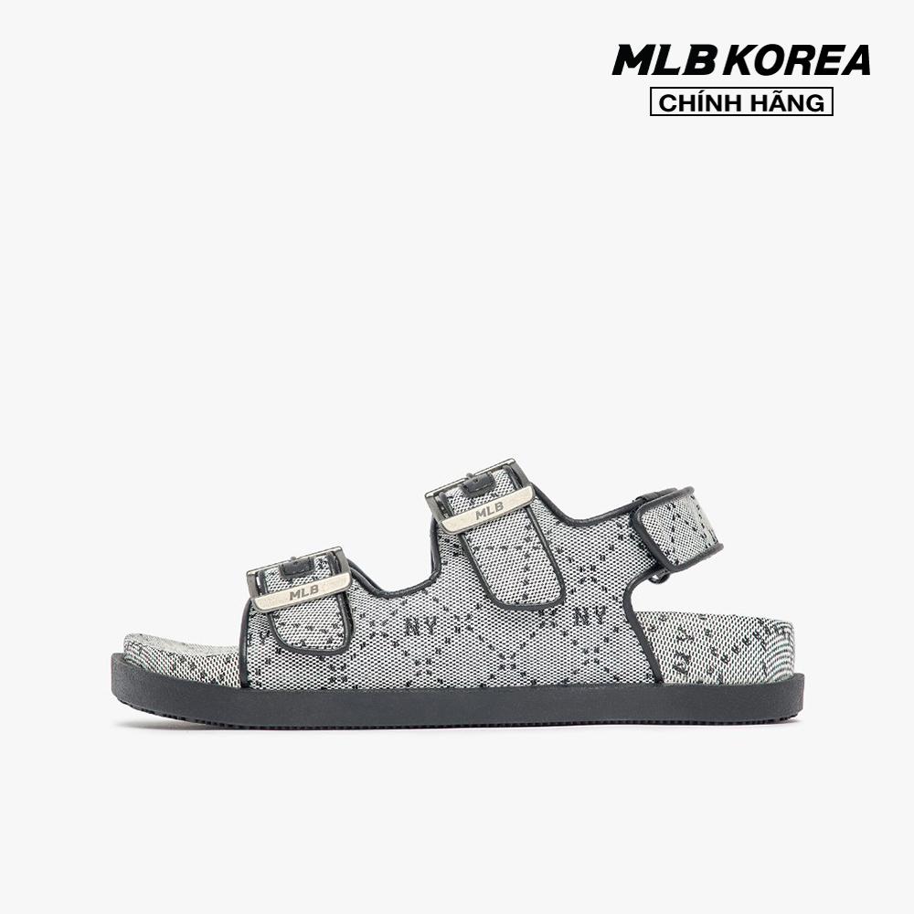 MLB - Giày sandals unisex đế thấp quai ngang Jacquard Diamond Monogram 3ASDCSJ33-50BKS