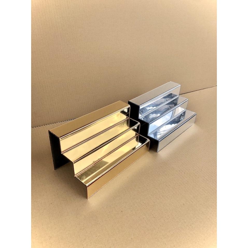 Kệ Mica tráng gương trưng bày sản phẩm , mô hình, quà tặng nhiều tầng WCF, figure dạng bậc thang