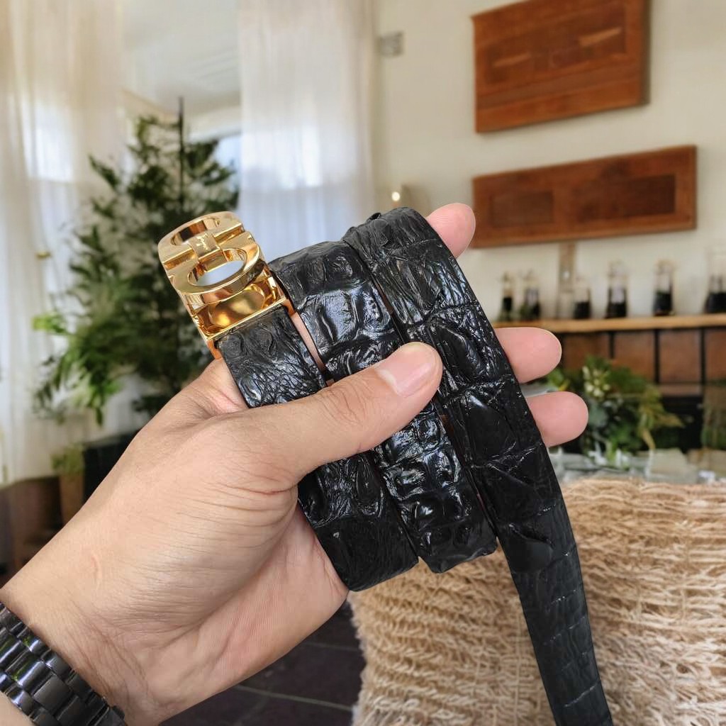 Dây lưng nữ . Gù gai cá sấu sang trọng!