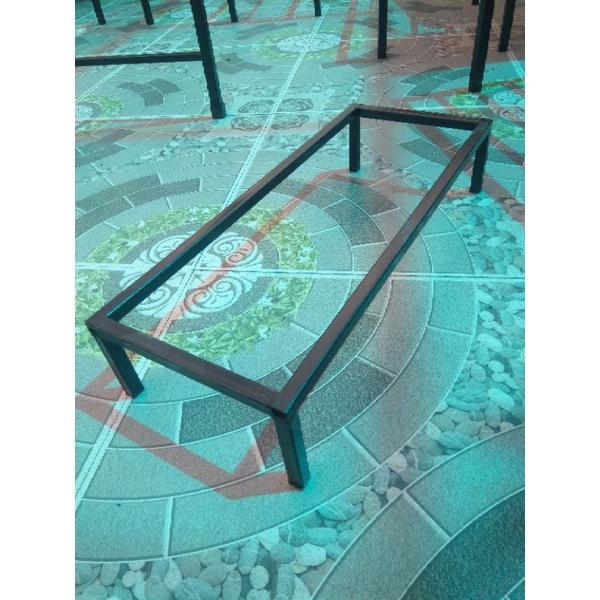 Kệ sắt kê chậu cây.Rộng 20cm. Dài 50cm. Cao 10cm.hộp thép 14*14mm
