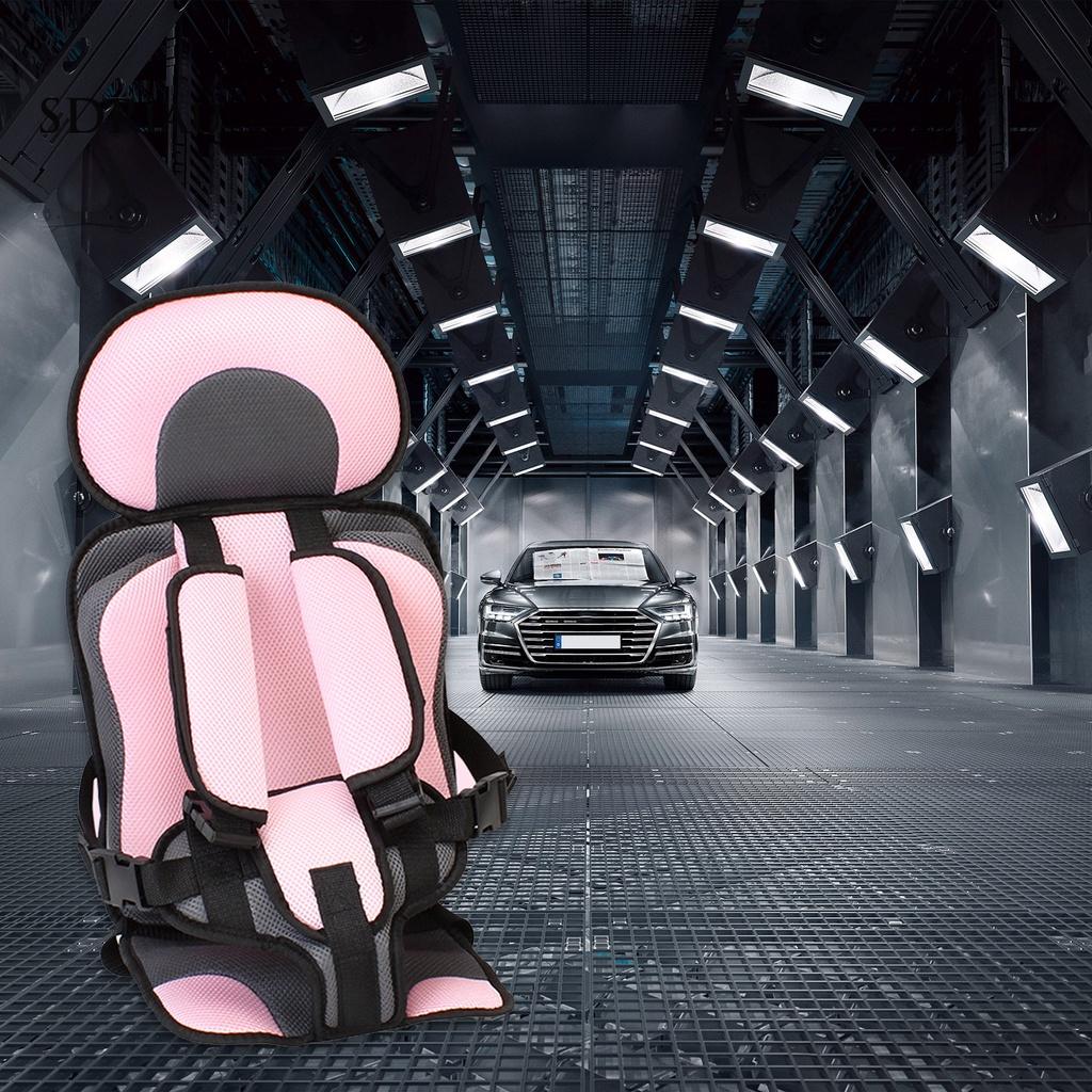 Đệm Ngồi An Toàn Cho Bé Ngồi Xe Hơi