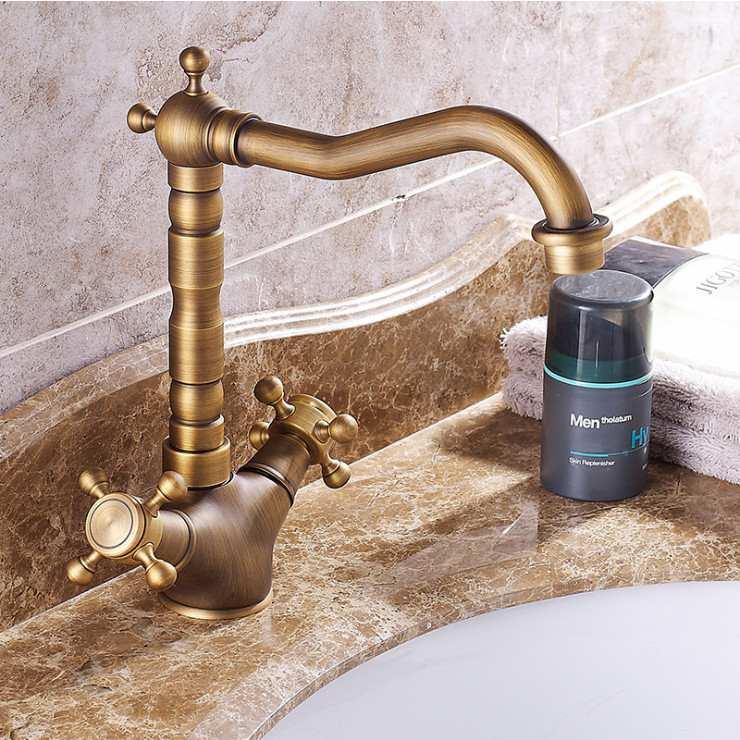 Vòi Lavabo nóng lạnh Tân Cổ Điển chân thấp - Hợp kim đồng thau + 2 dây cấp