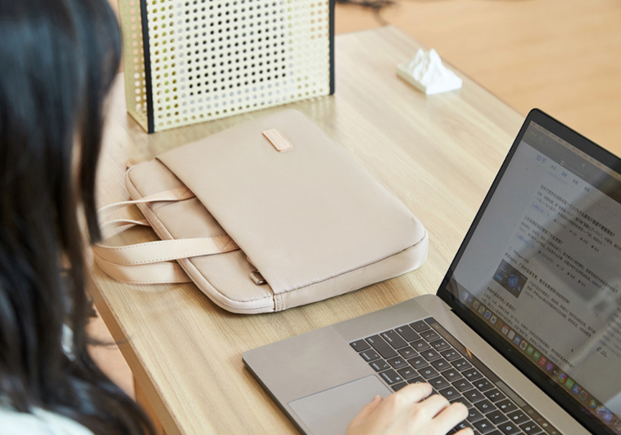 Túi xách chống sốc dành cho laptop máy tính,  túi công sở nam nữ đeo chéo cặp đựng laptop - Hàng chính hãng