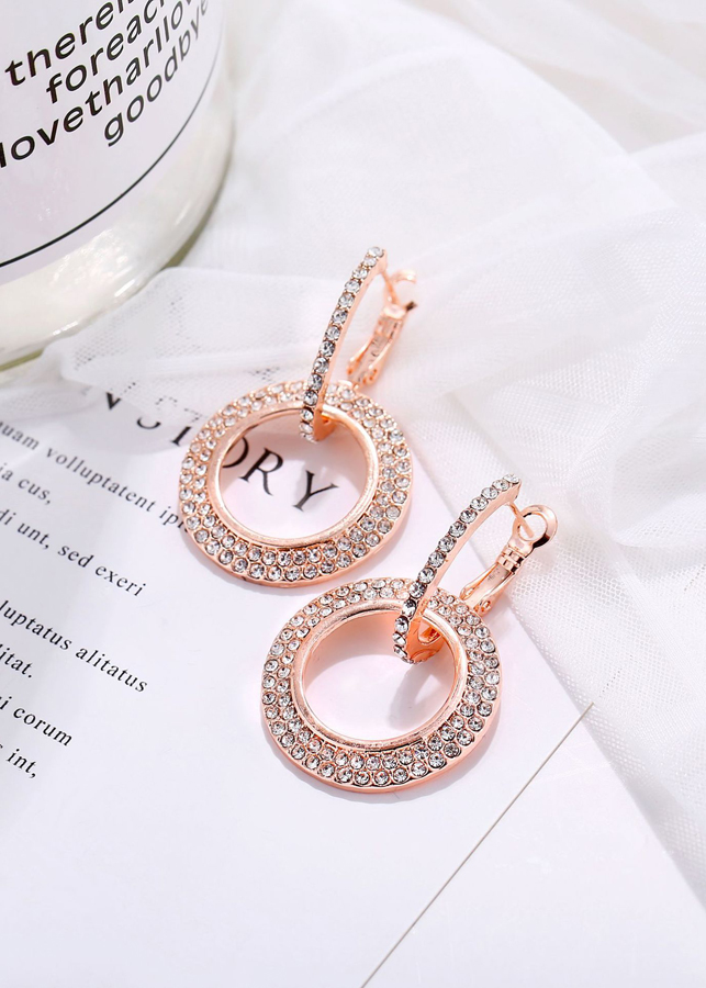 Bông tai tròn đính đá zircon lấp lánh