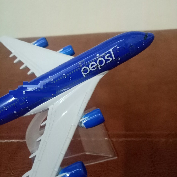 Mô hình máy bay tĩnh A380 Pepsi 16cm