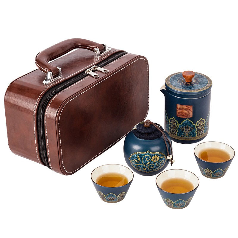 Bộ ấm trà xách tay đơn giản, sang trong, tiện lợi khi đi du lịch
