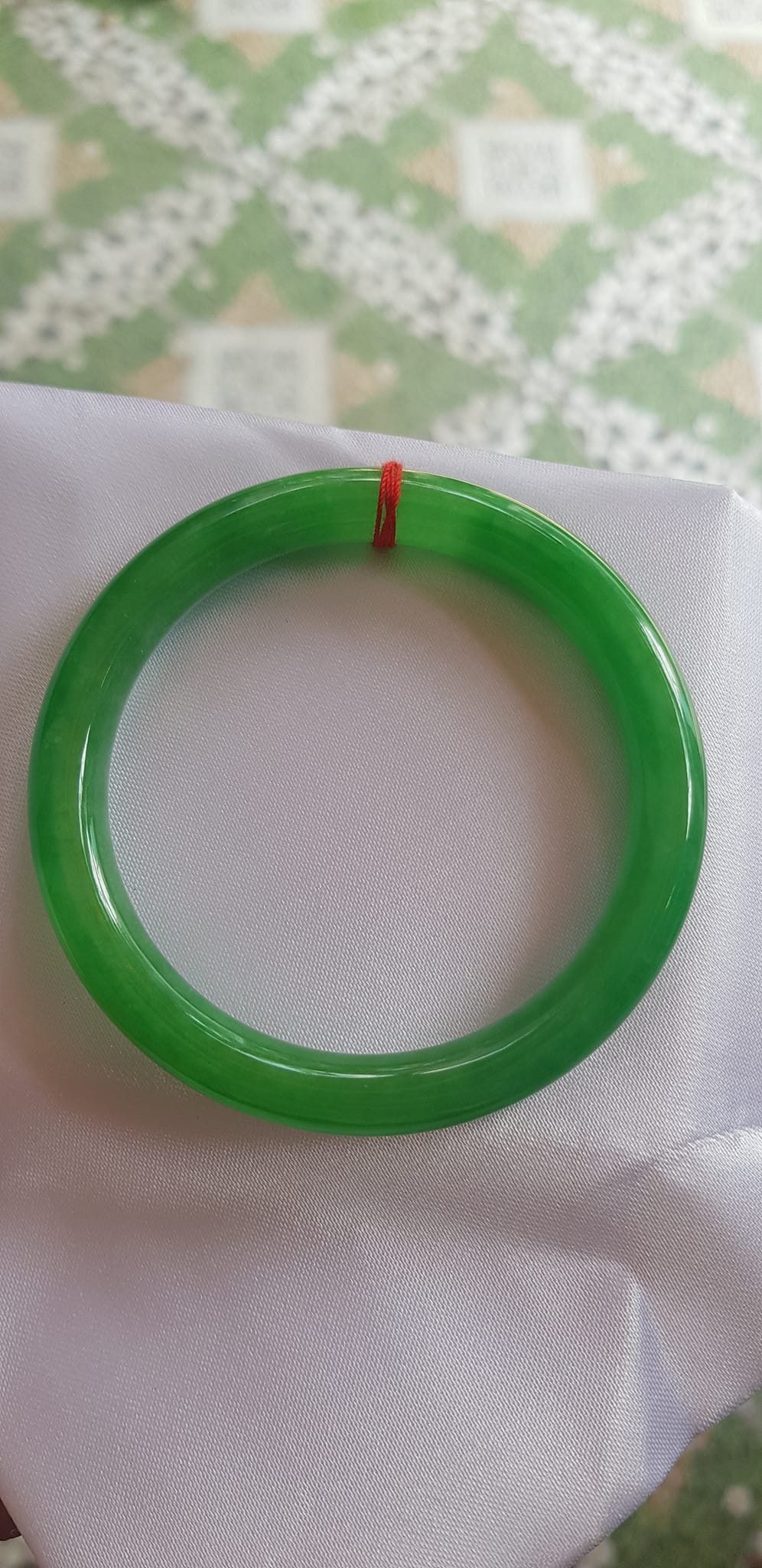Vòng tay nữ đá cẩm thạch Ngọc Lý A Sịn 54mm x cọng 8mm Màu Xanh Lý đậm đều sáng bóng mượt đẹp Nữ 53kg - 60kg đeo mệnh Mộc mệnh Hỏa mệnh Thủy ạ