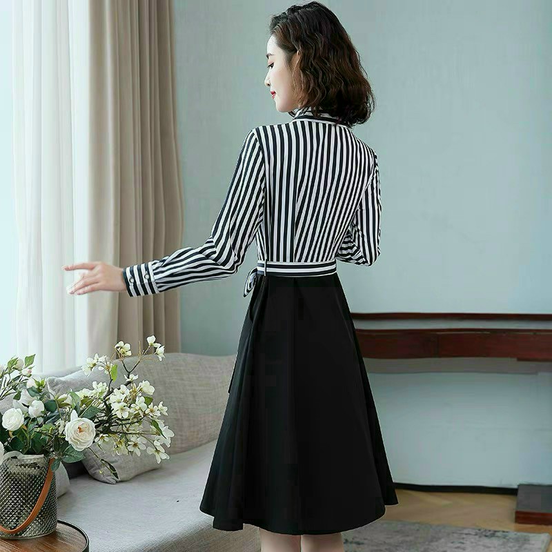 ĐẦM UMI HIỆN ĐẠI CỔ SƠ MI D90024