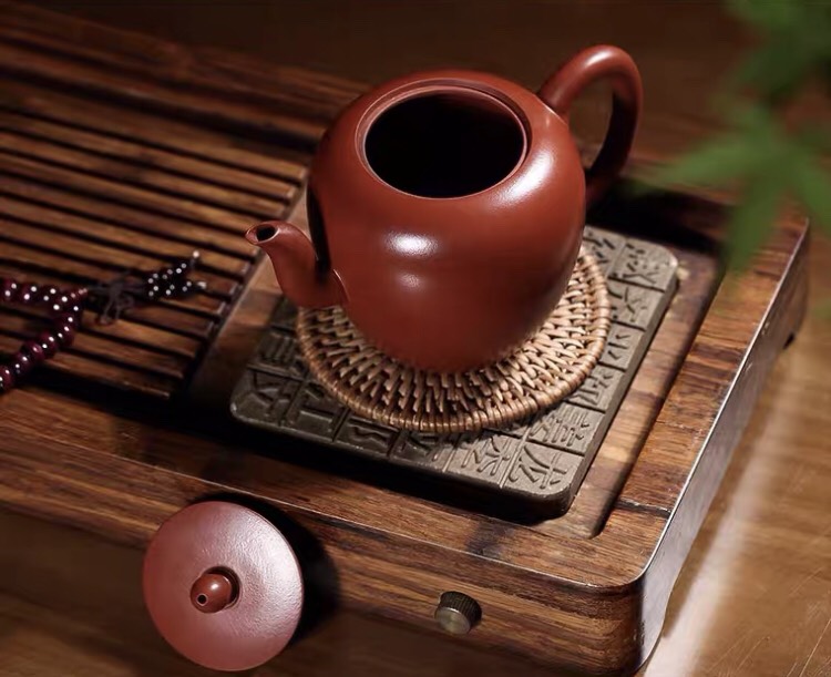 Ấm tử sa Tên ấm: Phượng Minh