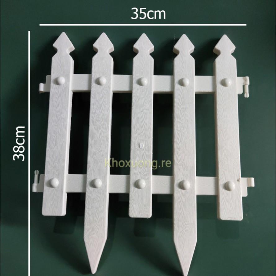 Hàng Rào Nhựa, Hàng Rào Lắp Ráp Có Khớp Nối, Hàng Rào Đầu Nhọn Chuyên Dùng Trang Trí Sân Vườn